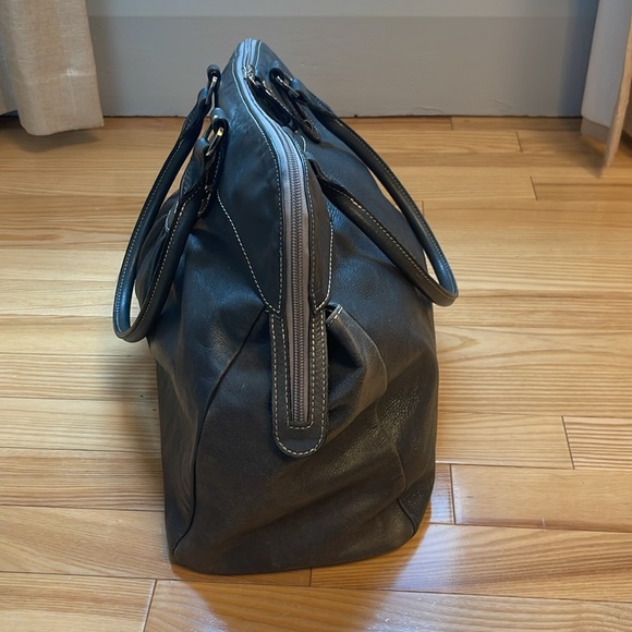 Grey all leather Longchamp shoulder bag with silver hardware - Picture 4 of 12